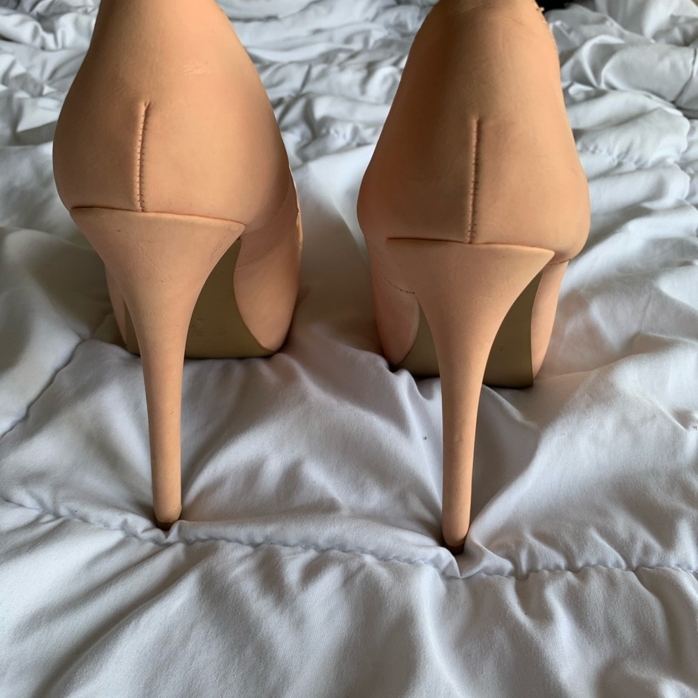 Platform Heels - Picture 3 of 4